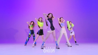 뉴진스, 'Attention' 스튜디오 춤 영상 반응 '폭발'