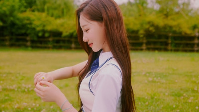'멤버 전원 17세' 첫사랑, '만인의 이상형' 노리는 콘셉트 포토 | 엑스포츠뉴스 기사입력 2022.07.21 08:19
