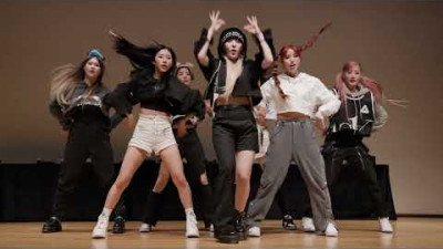 PURPLE KISS(퍼플키스) 동자아트홀 2022-08-05 20:30 팬사인회 'Nerdy'(널디) performance 직캠(Fancam)